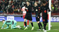 Lewandowski double helps Barcelona hit five against Red Star