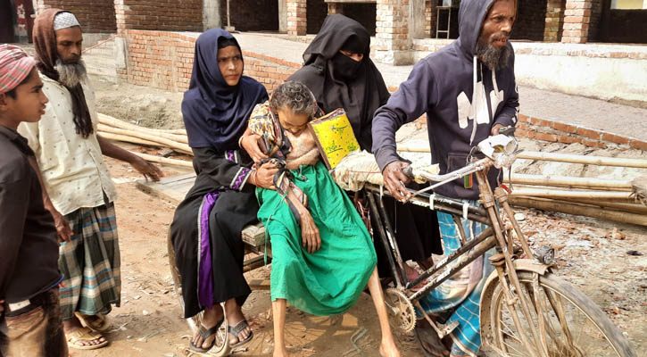 ভোট দি‌য়ে বাড়ি ফিরেই মারা গেলেন বৃদ্ধা