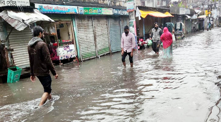 খুলনায় মাঘের বৃষ্টিতে দুর্ভোগ চরমে