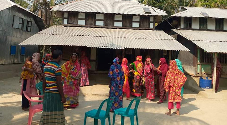 ট্রলি থেকে ছিটকে পড়ে প্রাণ গেল স্কুলছাত্রের 