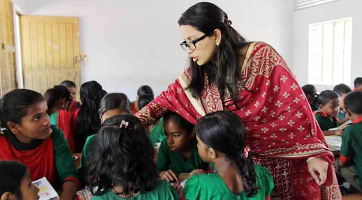 প্রাথমিক শিক্ষক নিয়োগে প্রথম ধাপে ২২ জেলার পরীক্ষা