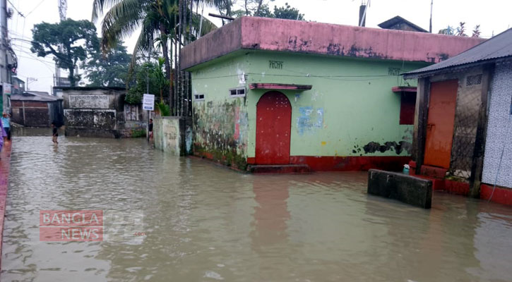 সুনামগঞ্জে আবারও বন্যা, পানিবন্দি ১০ হাজার মানুষ