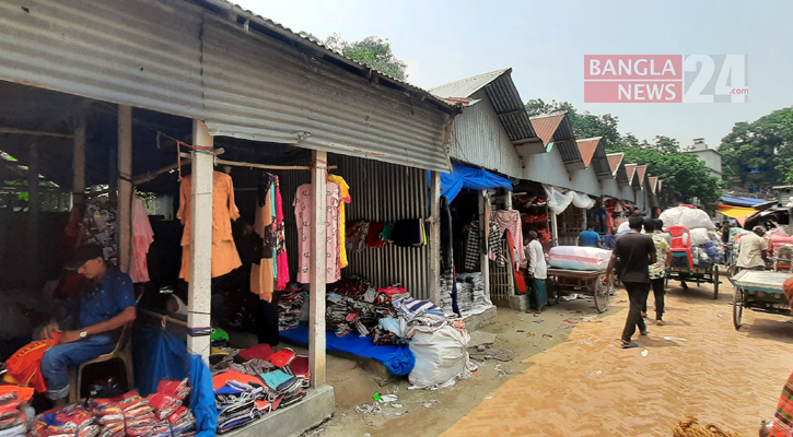 করটিয়া হাট: ৫৮৫ টাকার ভিটি বিক্রি হচ্ছে ২ লাখ টাকায়