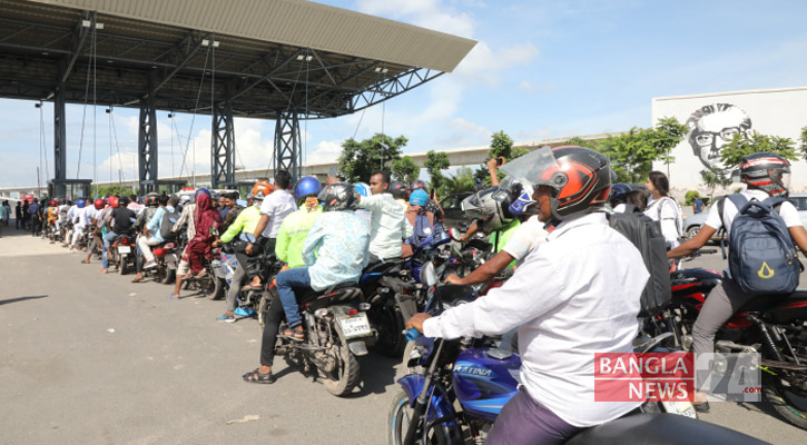 ৮ ঘণ্টায় পদ্মা সেতুতে ৮২ লাখ টাকা টোল আদায়