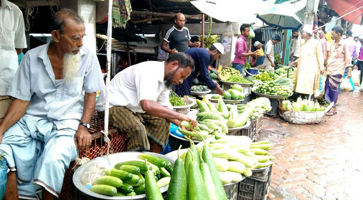 দখলদারদের কব্জায় বরগুনার পাইকারি সবজি বাজার