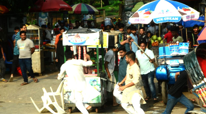 ছাত্রলীগের হামলায় আহতরা ঢামেকে, ১০ জনকে নিয়ে গেল পুলিশ!