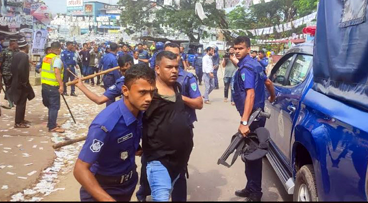 বিশ্বনাথে ভোটকেন্দ্রের সামনে বিশৃঙ্খলা, আটক ৩