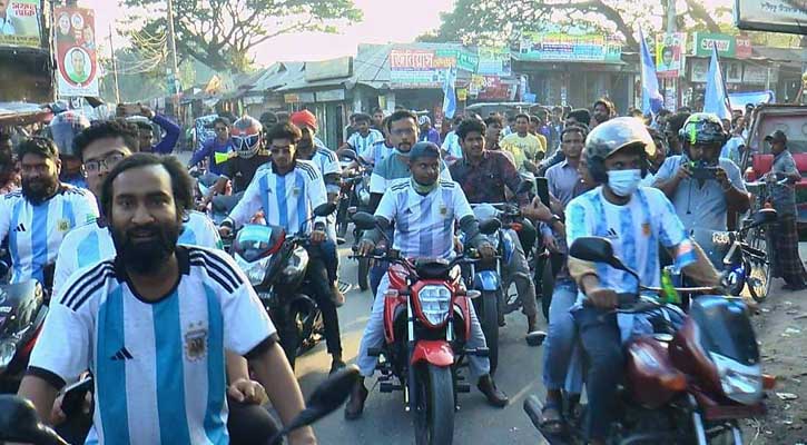 গাইবান্ধায় আর্জেন্টিনা সমর্থকদের মোটরসাইকেল শোডাউন