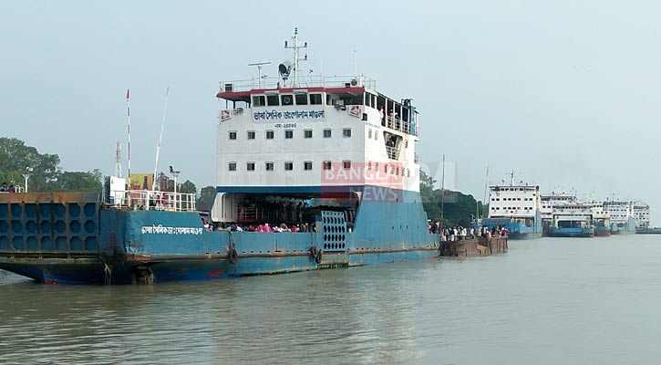 পাটুরিয়া-দৌলতদিয়ায় ফেরি চলাচল শুরু