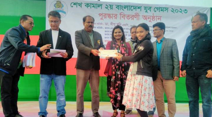 দাবায় চাঁদপুর জেলায় চ্যাম্পিয়ন রাফিয়া