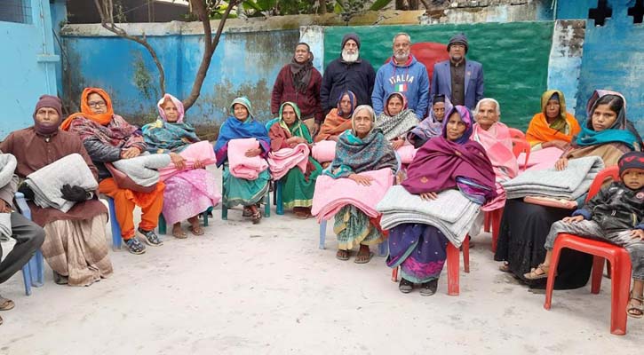 প্রধানমন্ত্রীর দেওয়া কম্বল পেলেন সৈয়দপুরের ১৩ বীরাঙ্গনা