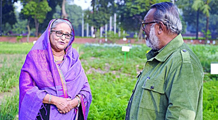 কৃষির হাতেখড়ি বাবার কাছেই: প্রধানমন্ত্রী