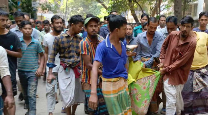 মোহাম্মদপুরে বাসে আগুন দিয়ে পালাতে গিয়ে একজনের মৃত্যু