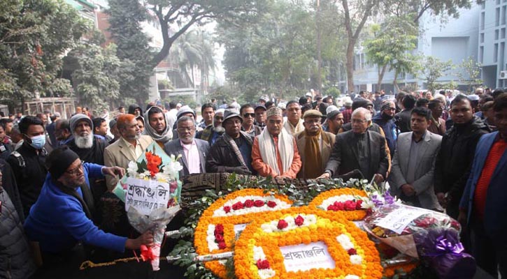 ড. রেজোয়ান সিদ্দিকীর জানাজা-দাফন সম্পন্ন