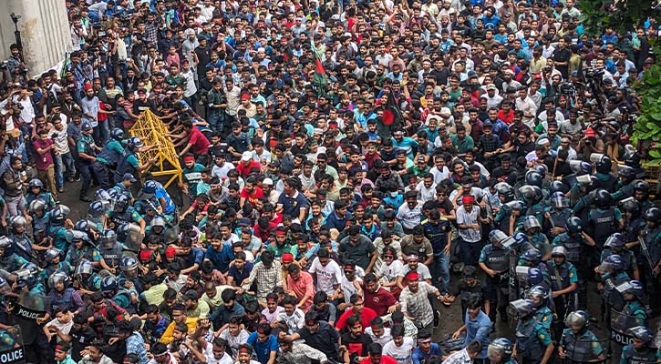 আজ অবরোধ নেই, নতুন কর্মসূচি বিকেলে