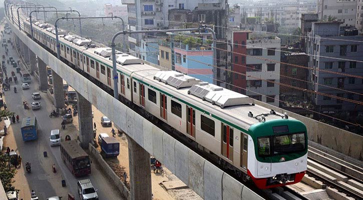 ফার্মগেটে মেট্রোস্টেশনে ধাওয়া-পাল্টা ধাওয়া