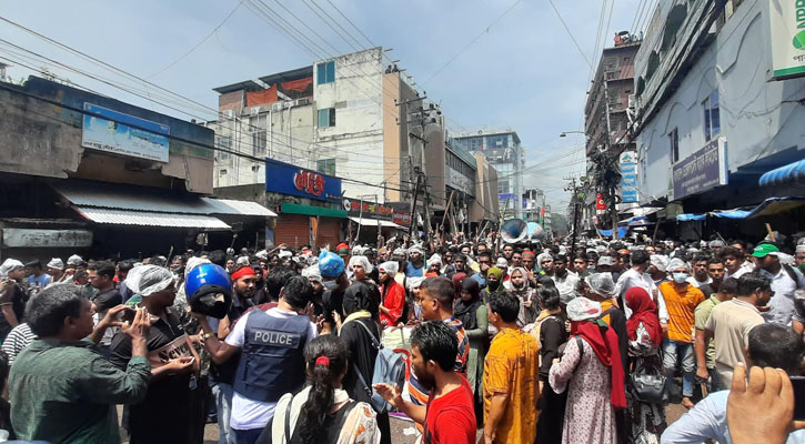 পাবনায় আ. লীগের সঙ্গে সংঘর্ষে নিহত ৩ শিক্ষার্থী, আহত অন্তত ৫০