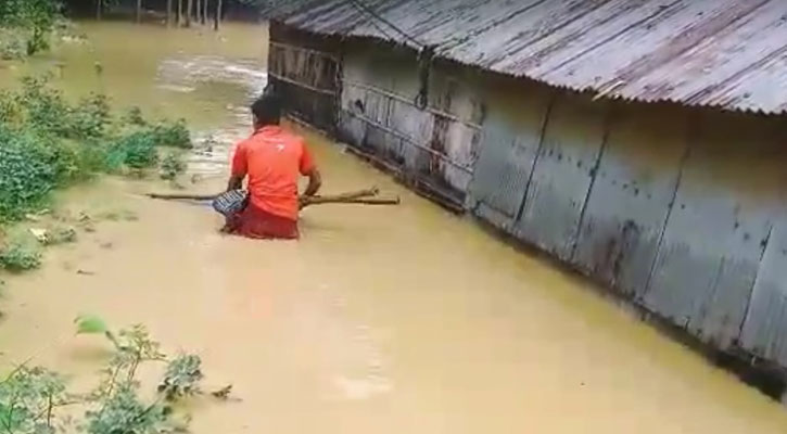 বিপৎসীমার ৭০ সে.মি ওপরে কুমিল্লার গোমতী নদীর পানি