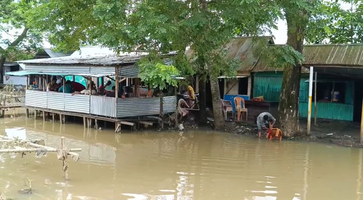 ব্রাহ্মণবাড়িয়ায় বন্যা পরিস্থিতি উন্নতি হলেও বন্ধ রয়েছে স্থলবন্দর