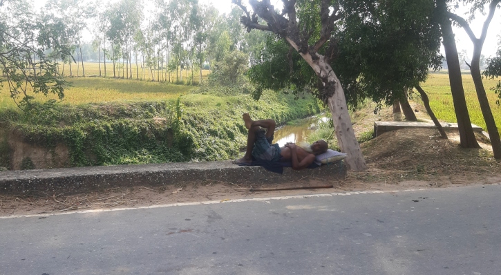 সৈয়দপুরে তাপমাত্রা ৩৯ ডিগ্রির ঘরে, হাঁসফাঁস জীবন