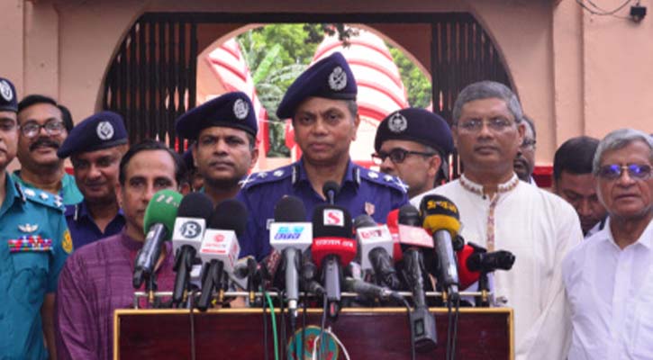 পূজায় বিশৃঙ্খলা-অপতৎপরতার সুযোগ নেই: আইজিপি