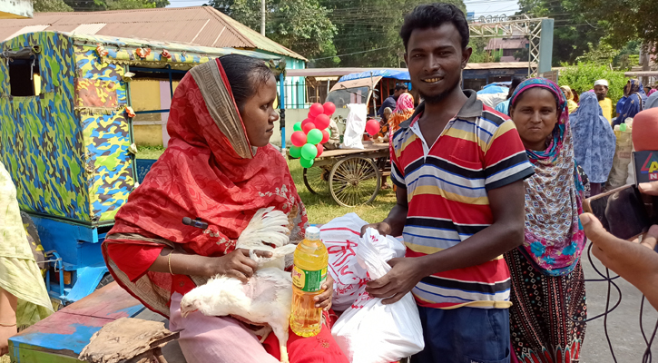 প্লাস্টিক জমা দিলেই মিলছে চাল-ডাল-মুরগি