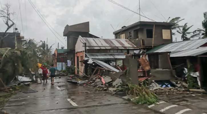 ফিলিপাইনে ঘূর্ণিঝড়ের তাণ্ডবে নিহত ৮