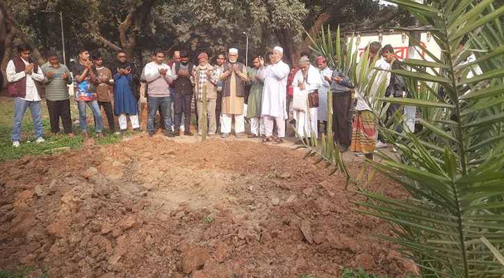 মিরপুর বুদ্ধিজীবী কবরস্থানে চির নিদ্রায় শায়িত কবি হেলাল হাফিজ