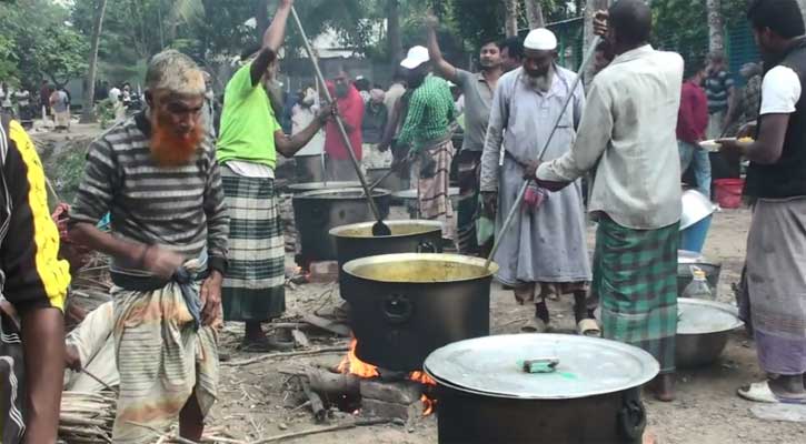 ২০০ বছরের ঐতিহ্যবাহী গাঁওয়ালী শিরনি উৎসব করল ভাতুরিয়াবাসী